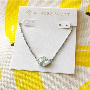 NWT Kendra Scott Tess Pendant Necklace
